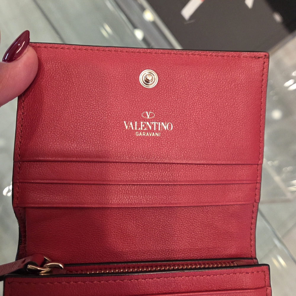 Valentino Garavani Rockstud Red Small wallet with Gift Box and Dust Bag - Picture 5 of 14